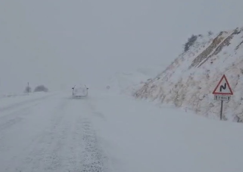 Motokuryeler ile kış lastiği olmayan araçlara yasak