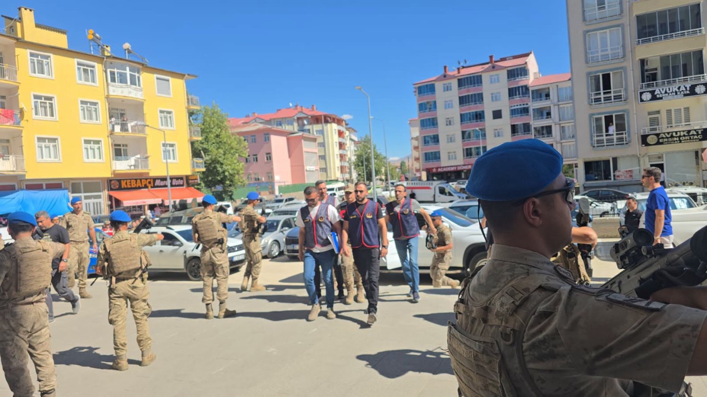 KARAKOÇAN'DAKİ YAŞLI ÇİFT CİNAYETİNDE 1 ŞÜPHELİ TUTUKLANDI