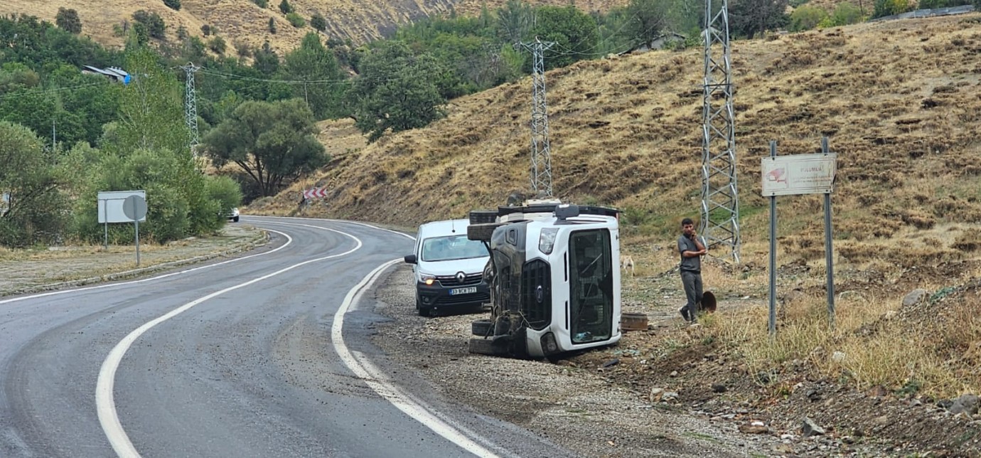 Yağışlı hava kazaya neden oldu