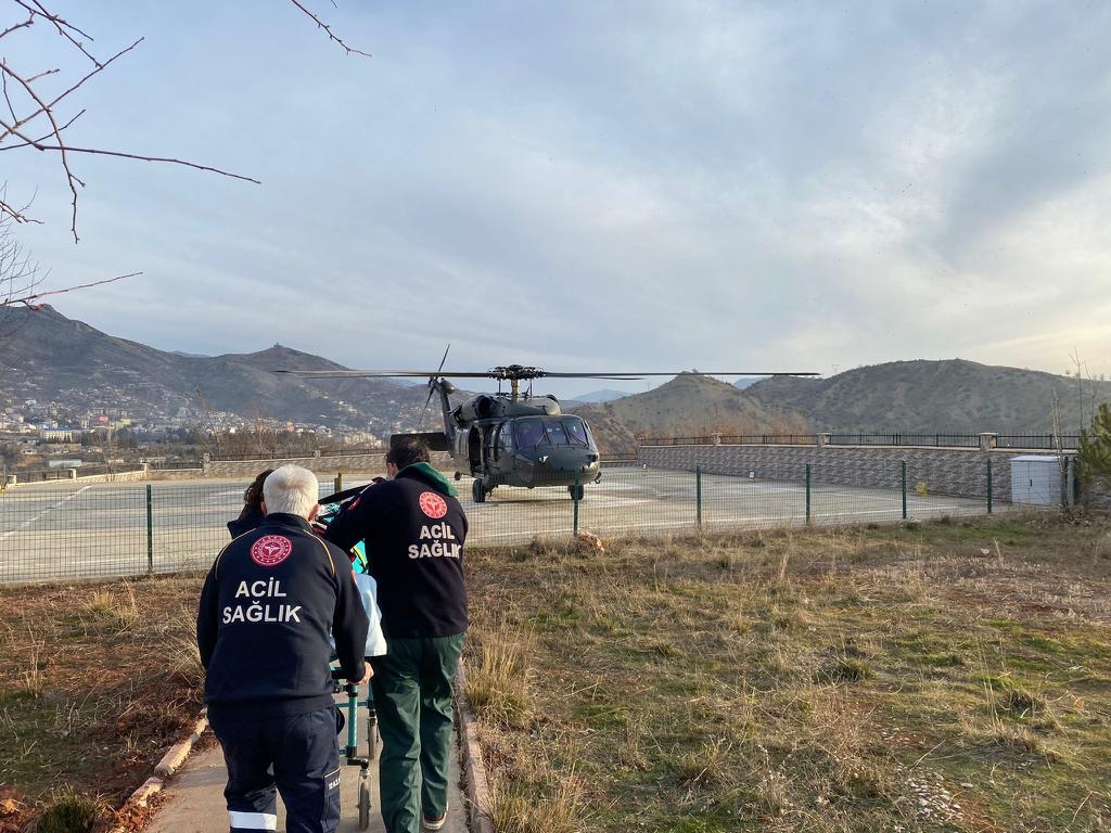 Kalp hastası vatandaş, helikopterle Elazığ’a kaldırıldı
