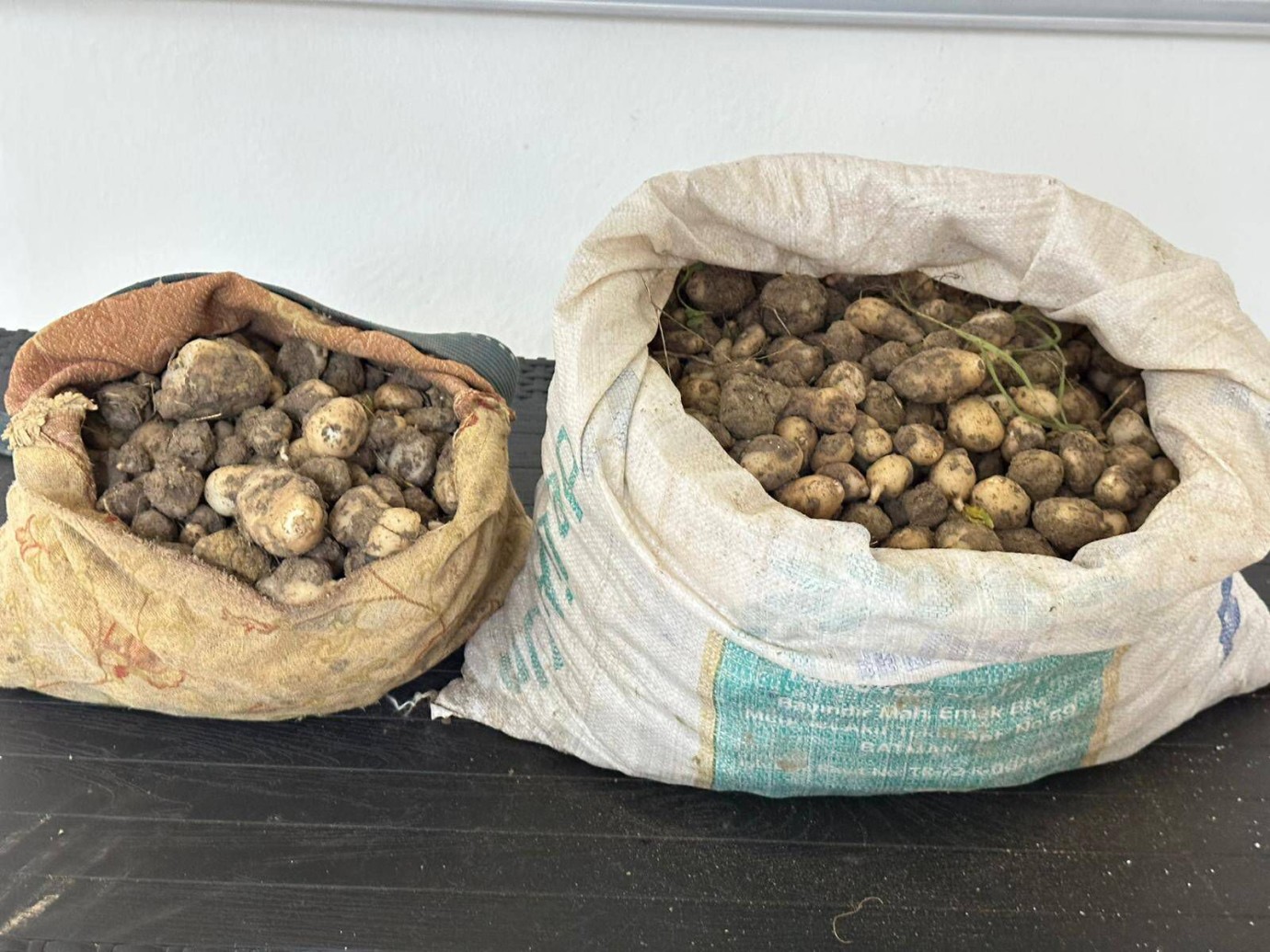 31 Kilogram Kaçak Salep Yumrusu Ele Geçirildi: 3 Kişiye 2 Milyon TL’yi Aşan Ceza