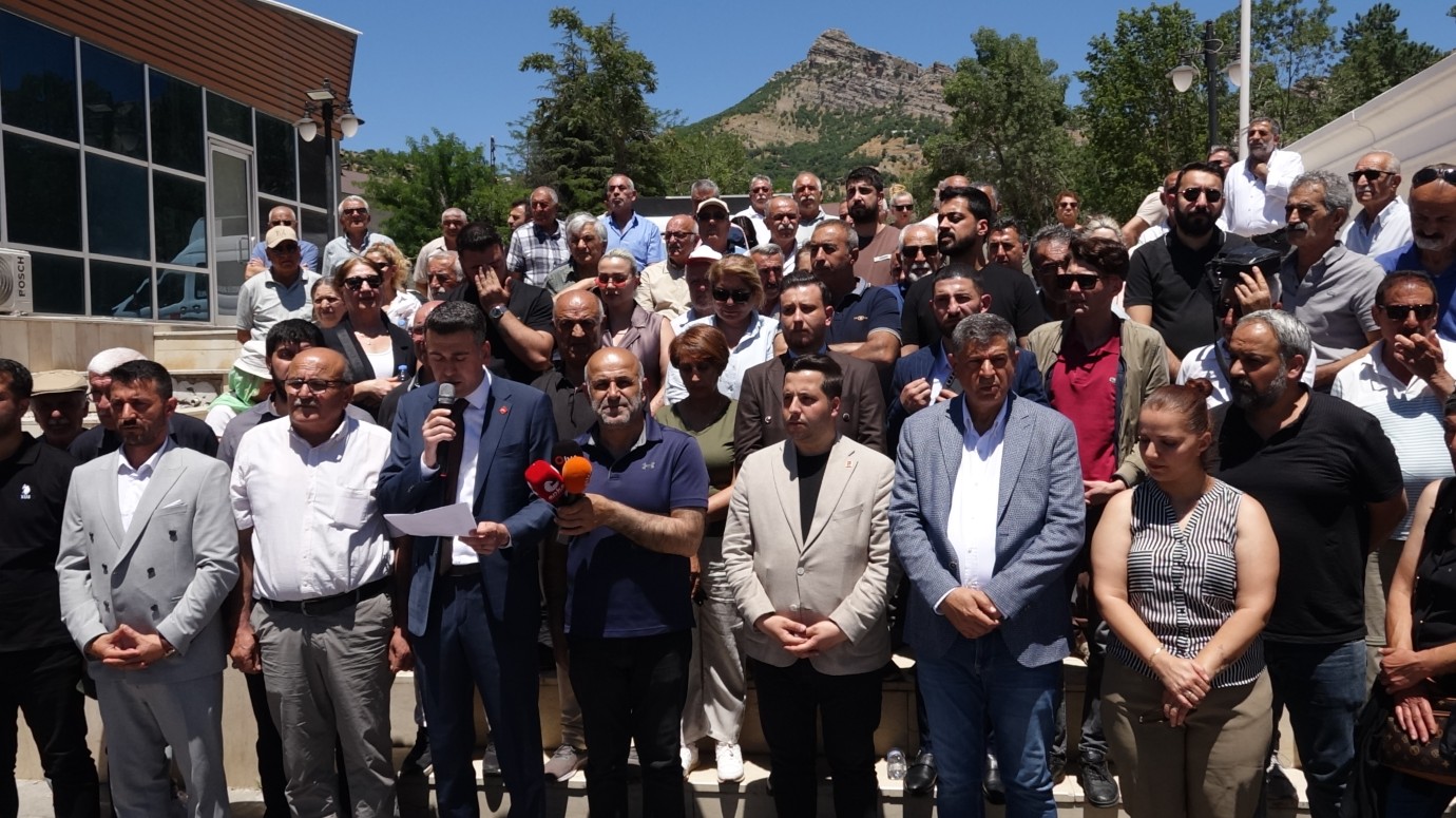 CHP Tunceli İl Başkanlığından ihraç tepkisi
