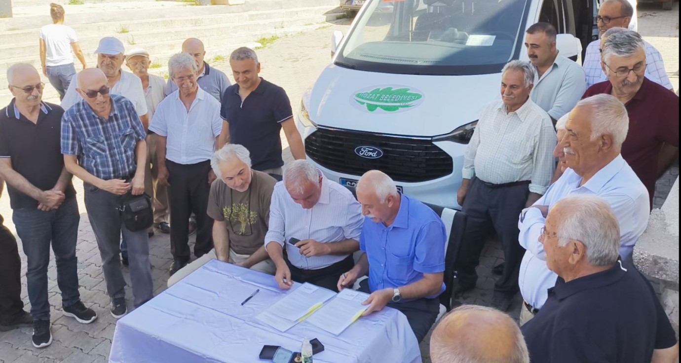 Hozat’a hasta nakil aracı