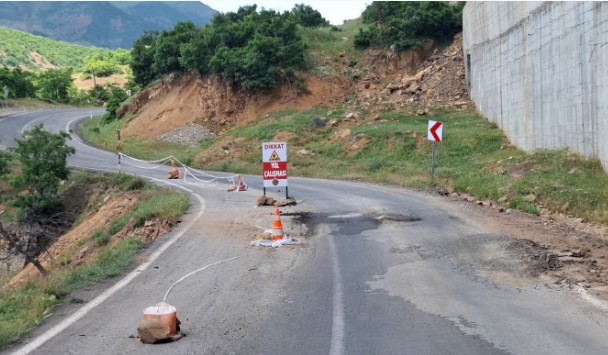 Nazımiye-Tunceli Yolu 3 Saatliğine Trafiğe Kapatılacak