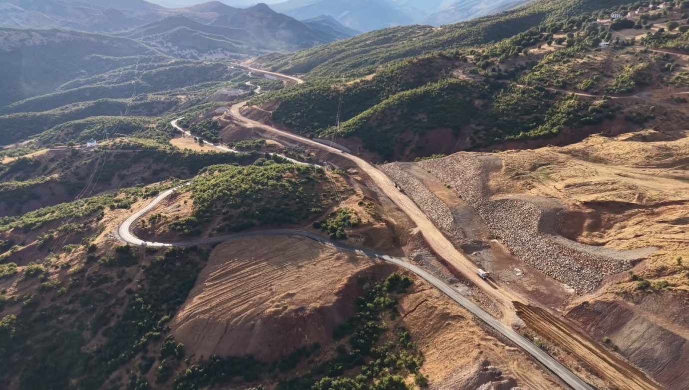 Nazımiye-Dallıbahçe yolunun 3 kilometrelik bölümü asfaltlanacak
