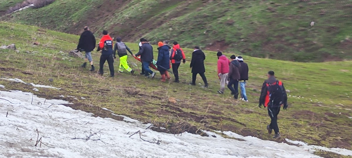 Mahsur kalan vatandaşlar kurtarıldı