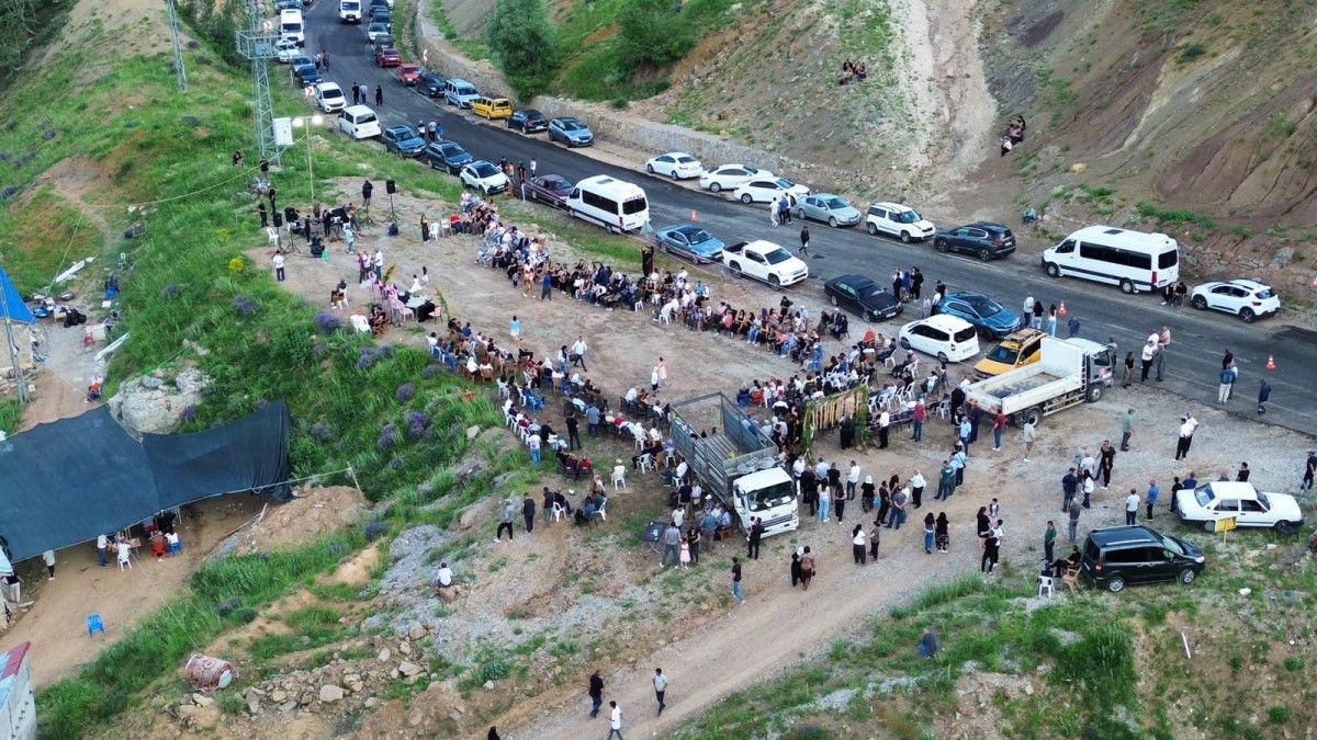 1994 yılında boşaltılan köyde 32 yıl sonra düğün