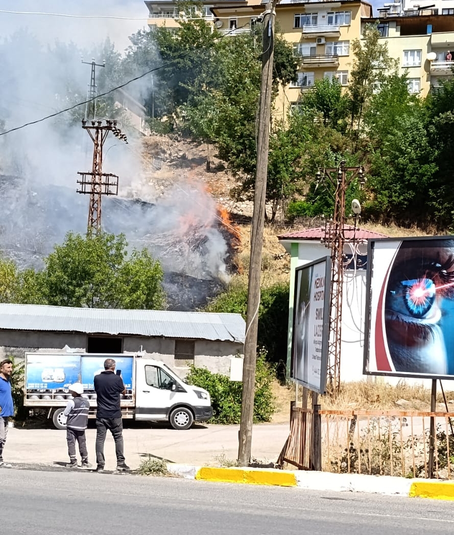 Trafo yangını kısa sürede söndürüldü