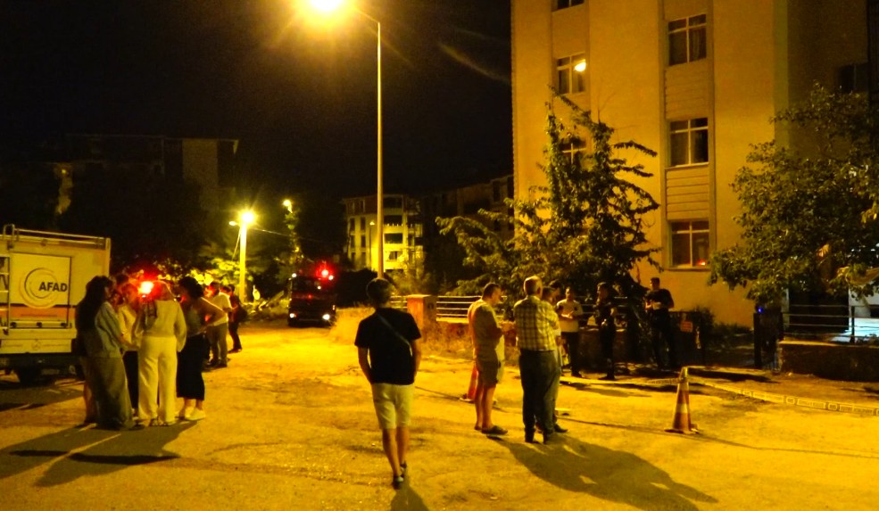 Bina, göz göre göre çökeceğim demiş!